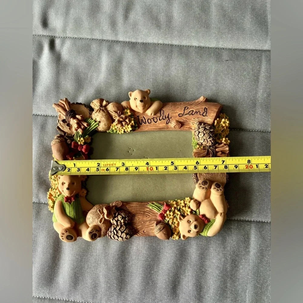 3D Woody Land Bear-Themed Decorative Photo Frame - Brown